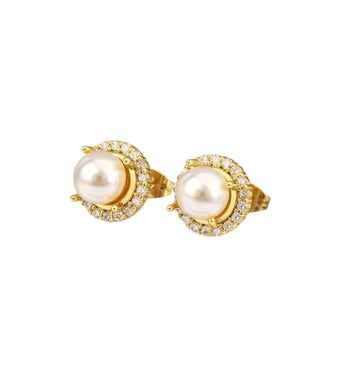 Asly Pearl  Stud Earrings