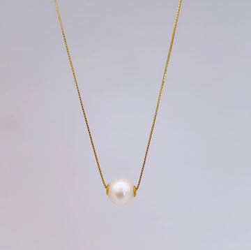 Gold Pearl Necklace